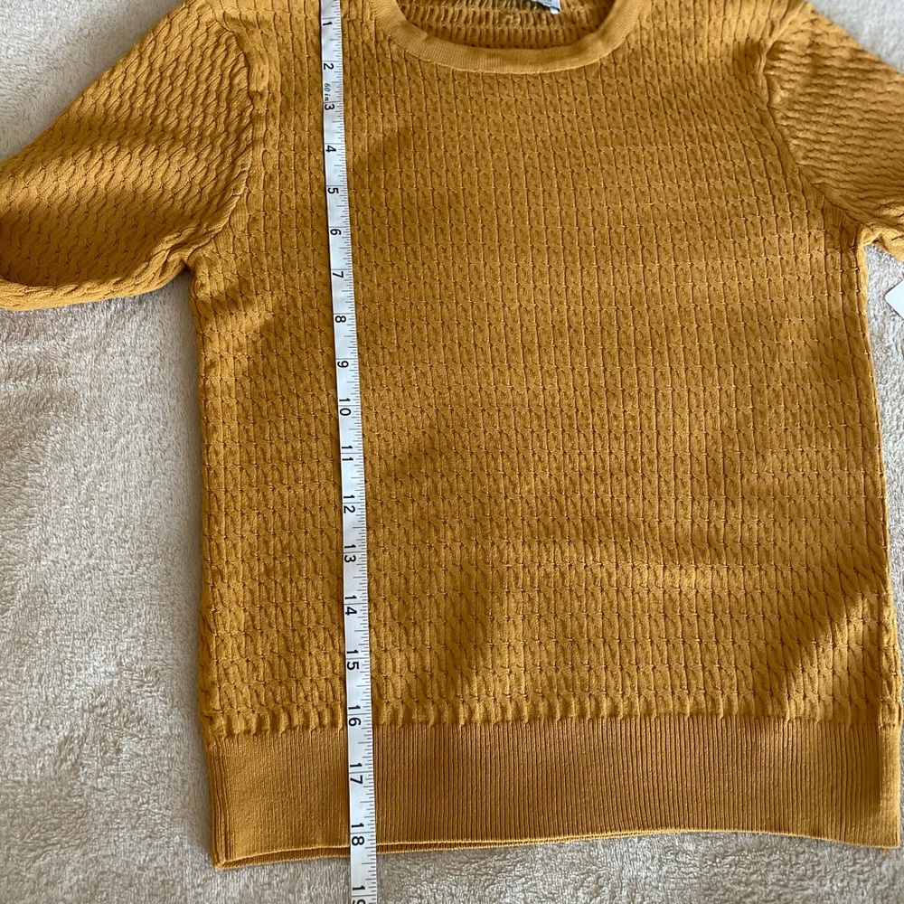 ***SOLD***Zara Short Cable Knit Pearl Sleeve Sweater - Size M - Picture 9 of 11